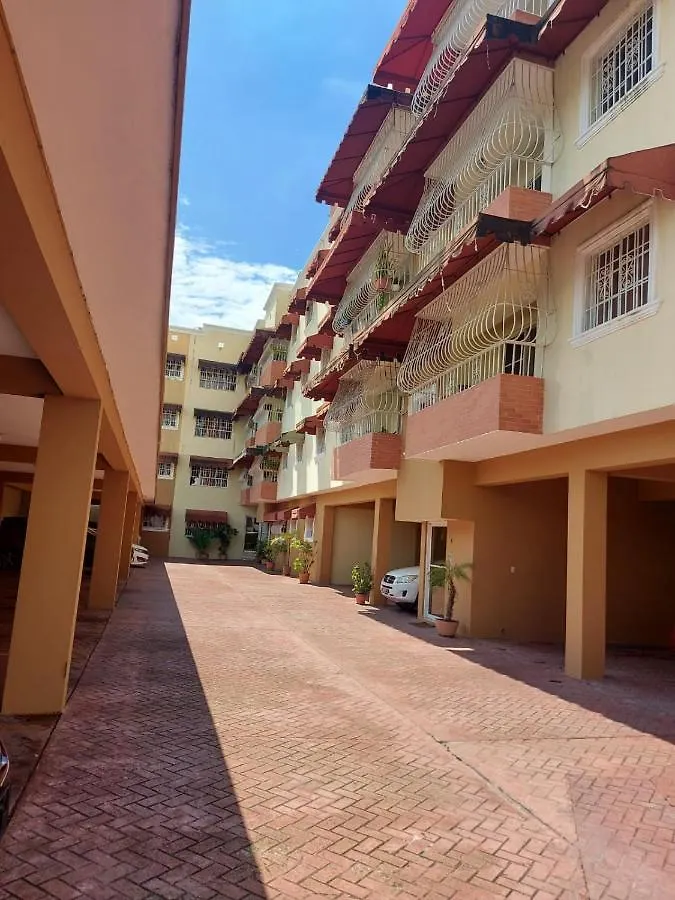 Apartment Comodo Apto De 2Hab Con Aire 2Banos, Cerca De Todo En Alma Rosa I Santo Domingo Este Dominican Republic